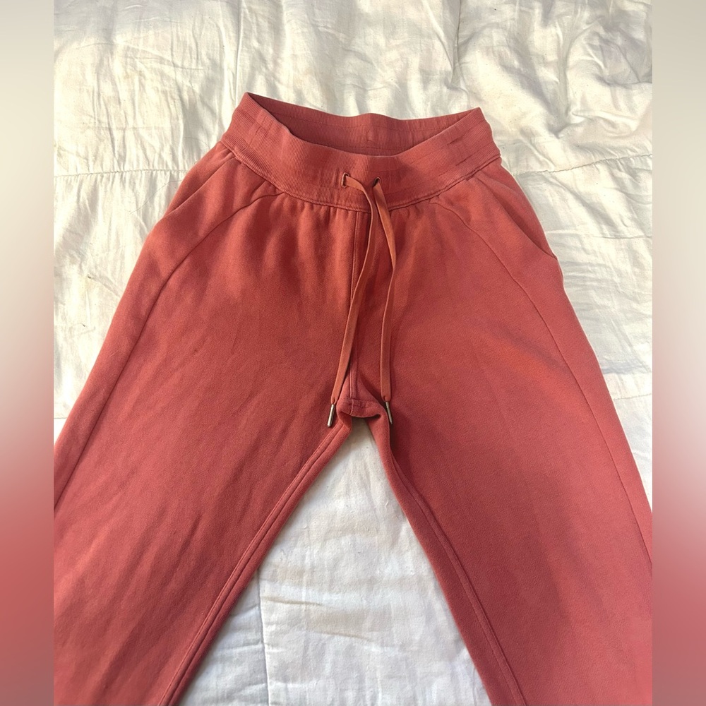 🧡💗 LULULEMON SCUBA JOGGER🧡💗